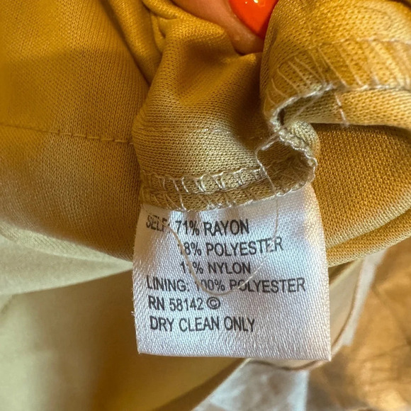 London Times Gold Scalloped Tiered Dress Sz 12 - Picture 6 of 9